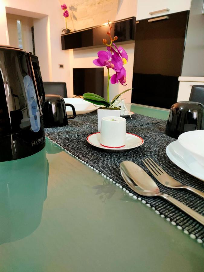 Stone House Apartment Мартина Франка Екстериор снимка